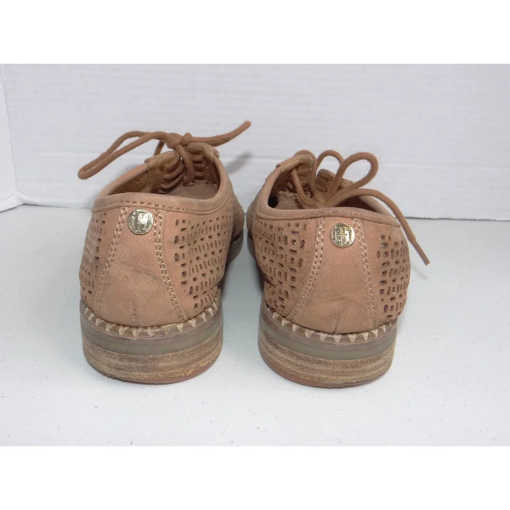 Tommy Hilfiger Raenay Tan Leather‎ Perforated Oxford Lace Up Flats Shoes 6M